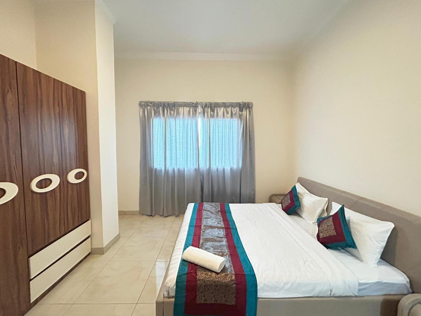 Al Hayat Suites Apartment Манама Екстер'єр фото