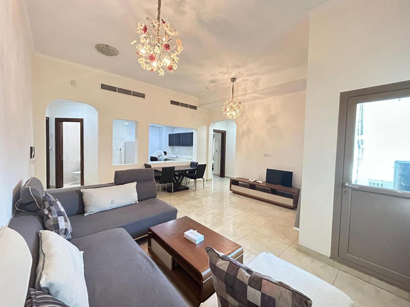 Al Hayat Suites Apartment Манама Екстер'єр фото