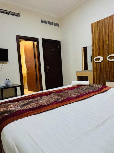 Al Hayat Suites Apartment Манама Екстер'єр фото
